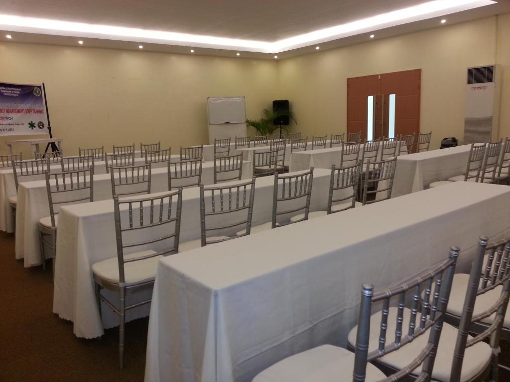 Parkway Hotel Surigao Ngoại thất bức ảnh