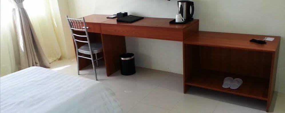 Parkway Hotel Surigao Ngoại thất bức ảnh